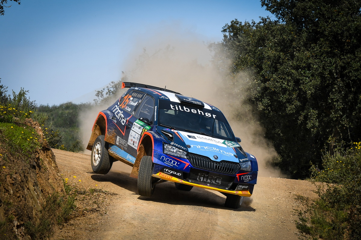  Pedro Almeida / António Costa em Skoda Fabia Rally2 evo